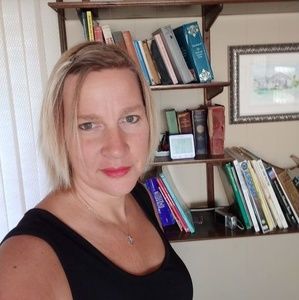 Meet your Posher, Bonnie